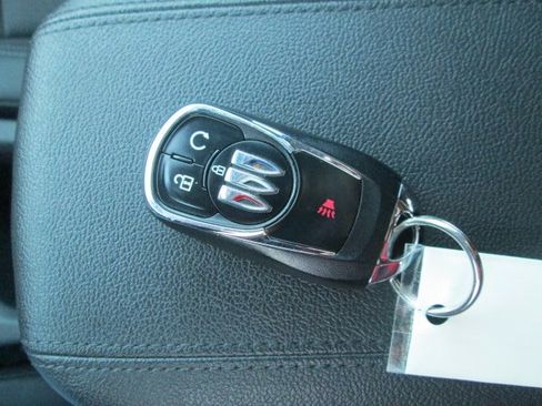 Used 2025 Buick Encore GX Preferred AWD/4WD image 20