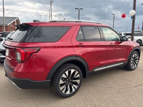 New 2026 Ford Explorer Platinum w/ LUX Leather Package AWD/4WD image 10