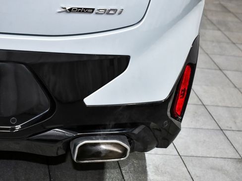 Used 2023 BMW X4 xDrive30i w/ M Sport Package image 83