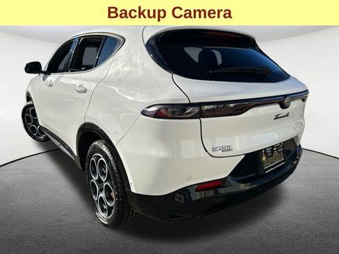 Used 2025 Alfa Romeo Tonale w/ Active Assist Package image 10