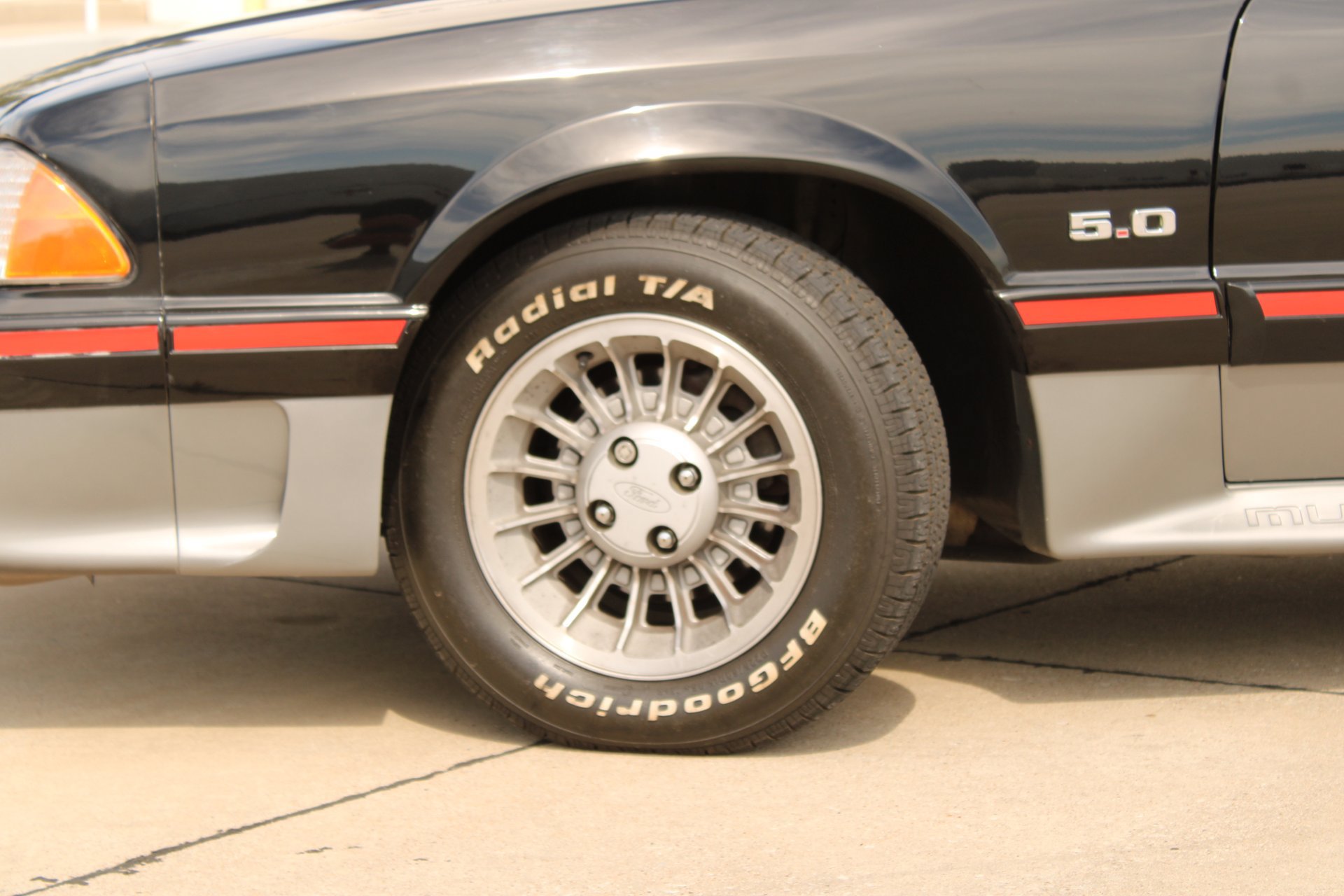 Used 1987 Ford Mustang GT RWD image 35