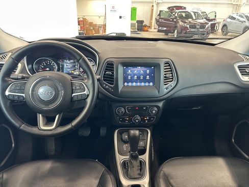 Used 2020 Jeep Compass Latitude w/ Cold Weather Group image 6