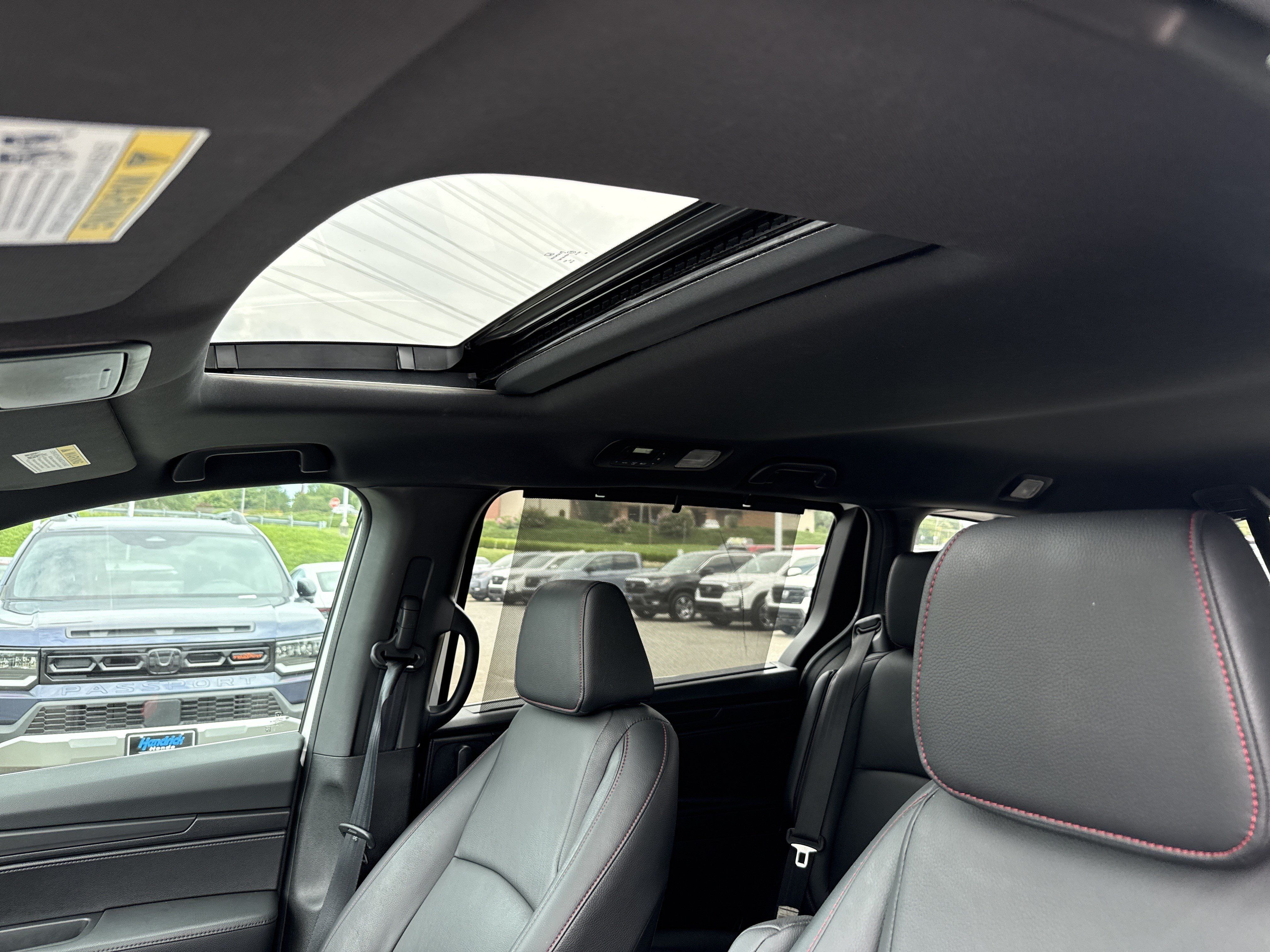 Certified 2024 Honda Odyssey Sport image 28