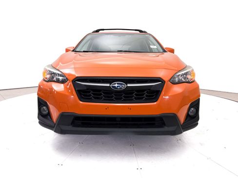Used 2018 Subaru Crosstrek 2.0i Premium AWD/4WD image 2