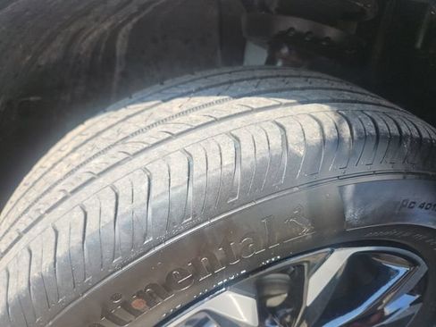 Used 2023 Chevrolet TrailBlazer LT FWD image 28
