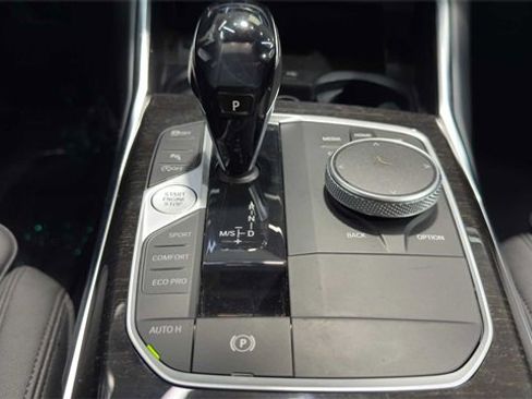 Used 2021 BMW 330i Sedan w/ Premium Package image 20