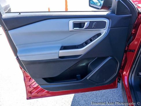 Used 2021 Ford Explorer XLT w/ Equipment Group 202A image 22