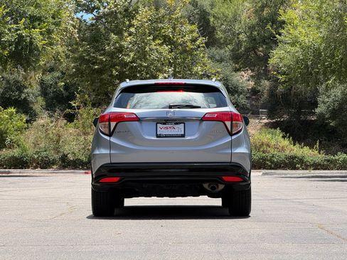 Used 2019 Honda HR-V Sport image 4