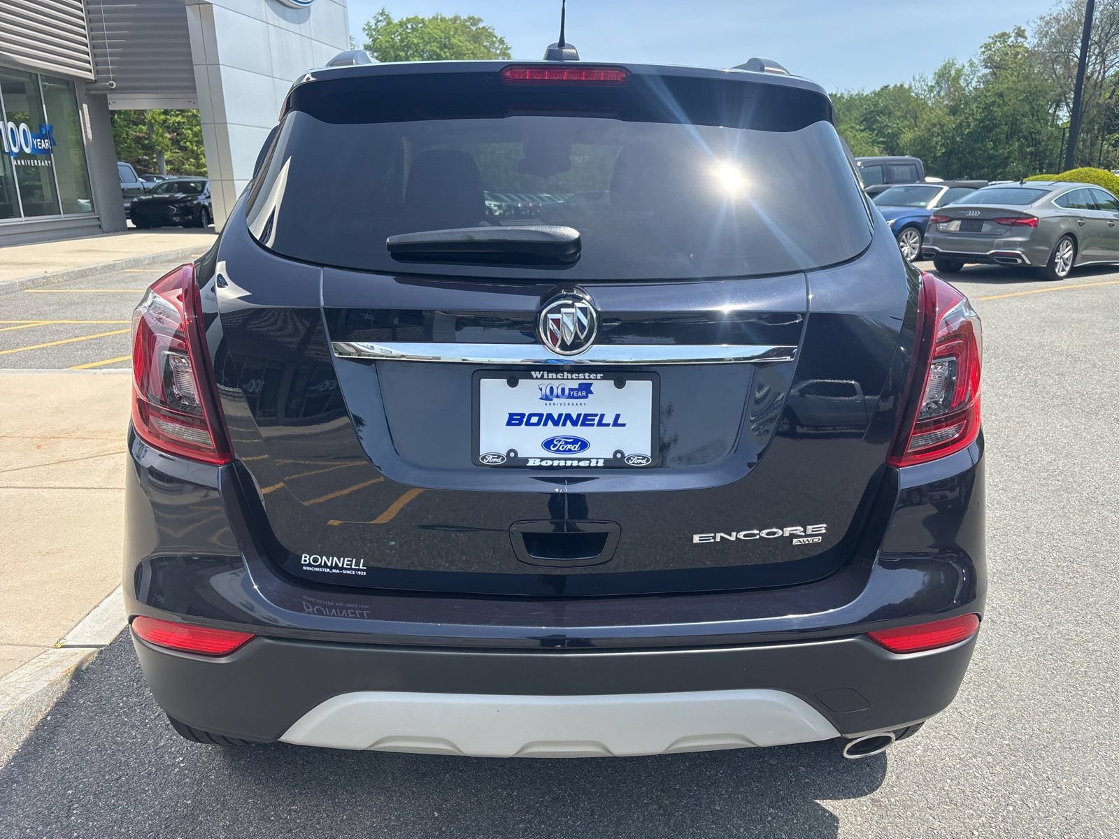 Used 2022 Buick Encore Preferred w/ Safety Package AWD/4WD image 4