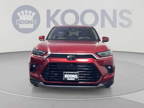 Used 2026 Toyota Grand Highlander AWD image 11