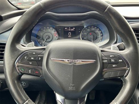 Used 2015 Chrysler 200 S image 15