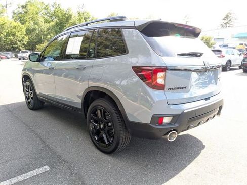 Certified 2024 Honda Passport Black Edition image 10