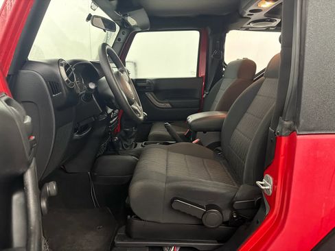 Used 2012 Jeep Wrangler Sport image 14