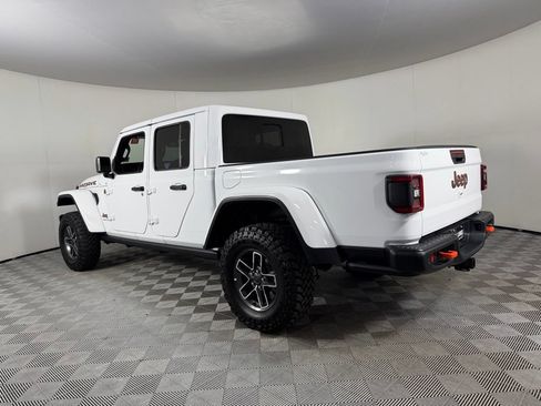 Certified 2025 Jeep Gladiator Mojave AWD/4WD image 9