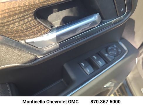 New 2026 Chevrolet Silverado 1500 RST w/ RST Select Package AWD/4WD image 23