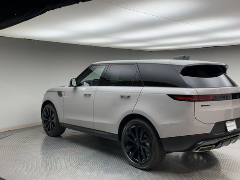 New 2026 Land Rover Range Rover Sport SE AWD/4WD image 4