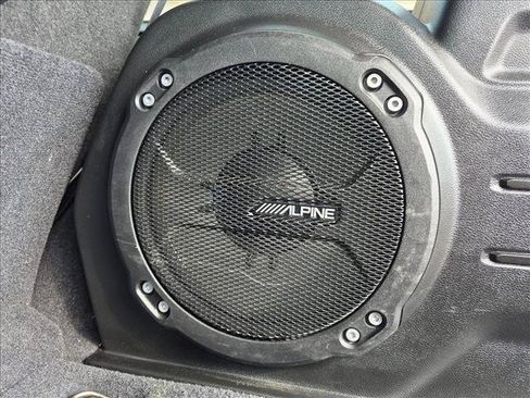 Used 2019 Jeep Wrangler Unlimited Sahara AWD/4WD image 16