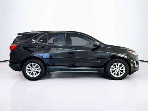 Used 2018 Chevrolet Equinox LS FWD image 10