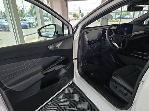 Used 2023 Volkswagen ID.4 Pro S AWD/4WD image 32