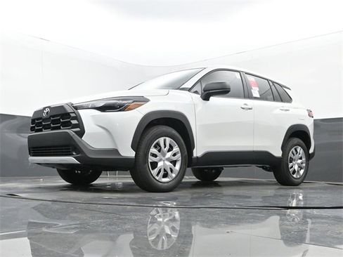 New 2026 Toyota Corolla Cross L image 25