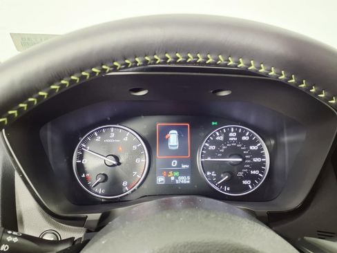 Used 2025 Subaru Ascent Bronze Edition image 21