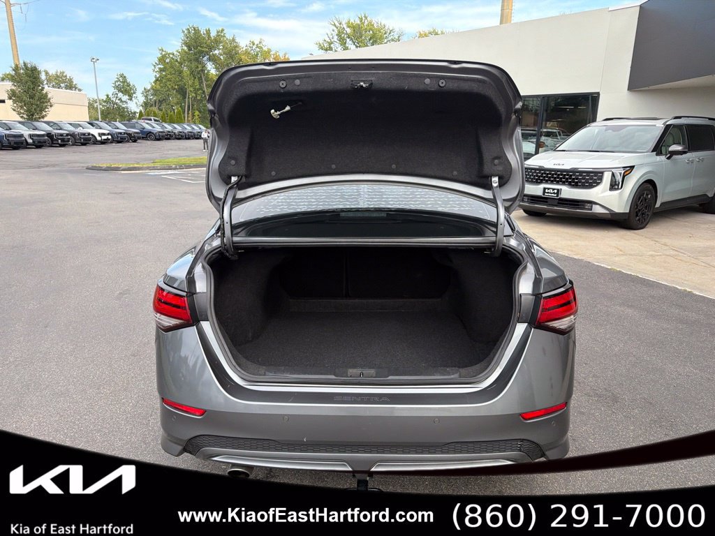 Used 2023 Nissan Sentra SR w/ Electronics Package FWD image 15