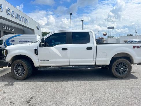 Used 2019 Ford F250 XL w/ Power Equipment Group AWD/4WD image 3