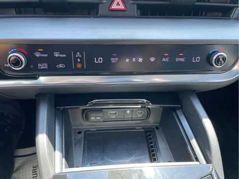 Used 2023 Kia Sportage EX w/ EX Premium Package AWD/4WD image 29