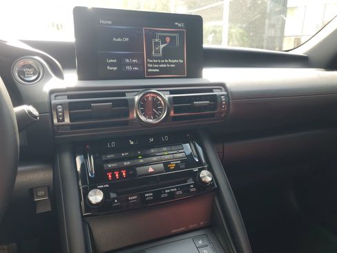 Used 2025 Lexus IS 300 w/ Premium Package RWD image 29