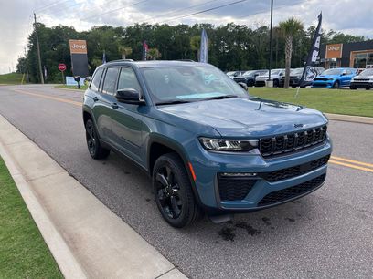 New 2026 Jeep Grand Cherokee Limited w/ Limited Altitude Package