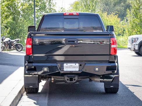 Used 2019 GMC Sierra 3500 Denali w/ Duramax Plus Package AWD/4WD image 4