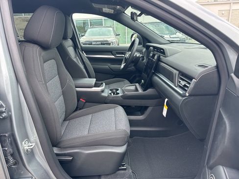 New 2026 GMC Terrain Elevation w/ Black Edition FWD image 19