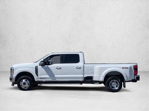 Certified 2023 Ford F350 Lariat w/ FX4 Off-Road Package AWD/4WD image 8