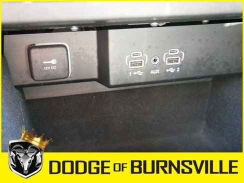 Used 2024 Jeep Wagoneer 4WD w/ Premium Group I image 23