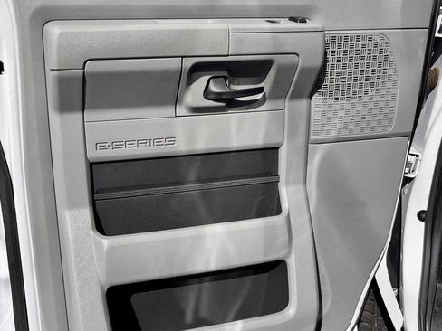 Used 2013 Ford E-350 and Econoline 350 Super Duty w/ Shuttle Bus Prep Pkg image 15