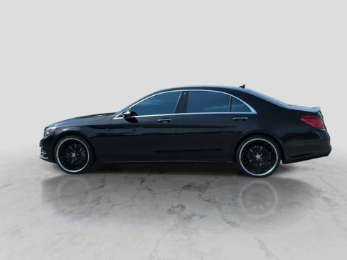 Used 2017 Mercedes-Benz S 550 4MATIC Sedan image 5