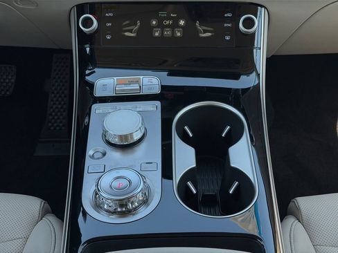 New 2026 Genesis GV70 2.5T image 16