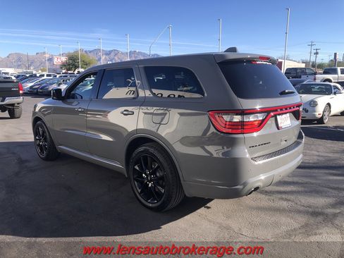 Used 2019 Dodge Durango SXT image 6