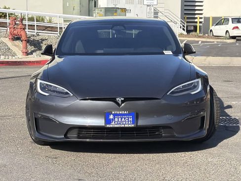 Used 2021 Tesla Model S Plaid image 2