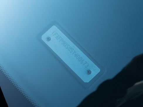 Used 2005 Ford GT image 54