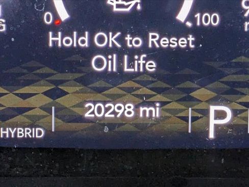 Used 2022 Jeep Wrangler Unlimited Sahara w/ Safety Group image 12