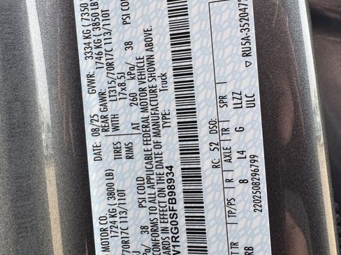 Used 2025 Ford F150 Raptor image 31