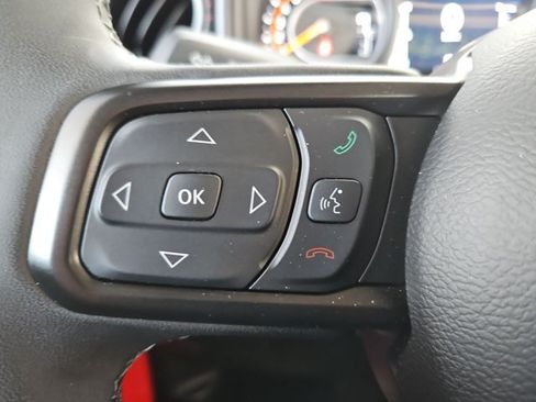 Used 2025 Jeep Wrangler Unlimited Rubicon AWD/4WD image 24