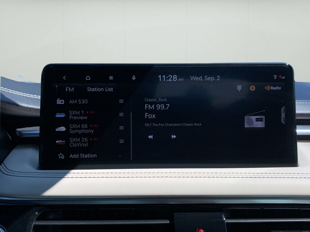 Certified 2026 Genesis G70 2.5T RWD image 25