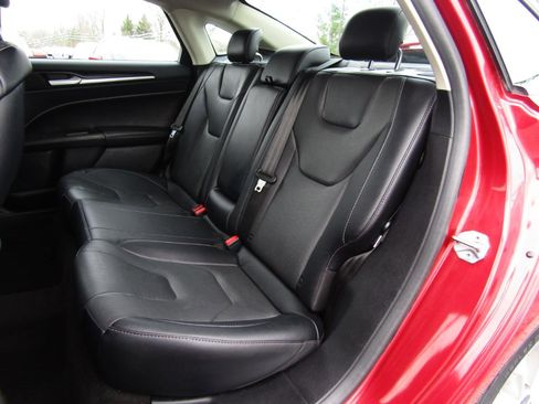 Used 2020 Ford Fusion Energi Titanium image 22