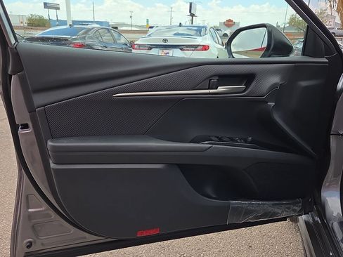 New 2026 Toyota Camry SE w/ Convenience Package FWD image 17