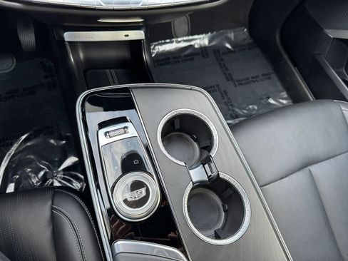 Used 2023 Cadillac Lyriq AWD image 37