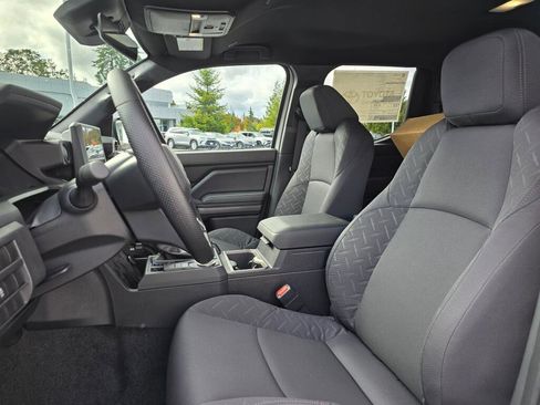 New 2025 Toyota Tacoma SR5 image 18