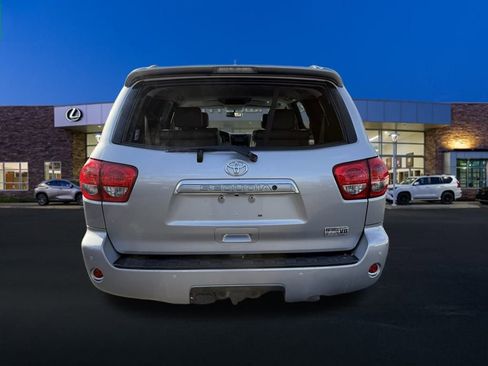 Used 2017 Toyota Sequoia Platinum image 22