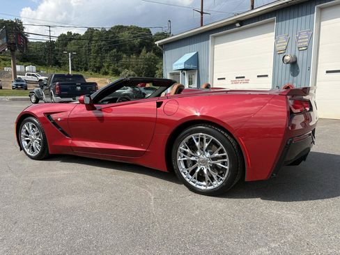 Used 2014 Chevrolet Corvette Stingray Convertible w/ 2LT Preferred Equipment Group RWD image 11